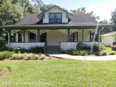 Main picture of 543 W Minneola Ave
