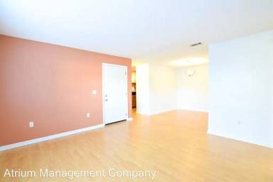 Main picture of 2528 E Washington St