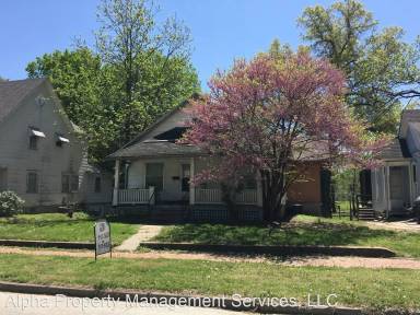 Main picture of 216 W Market St