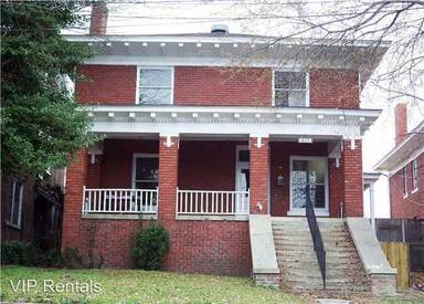 Main picture of 216 N Jefferson St