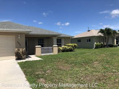 Main picture of 2820 NE 5th Pl