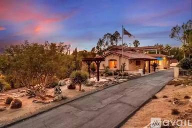 Main picture of 1709 Monserate Way
