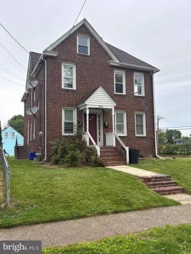 Main picture of 201 Lincoln Avenue, Apt 2 Magnolia, NJ 08049