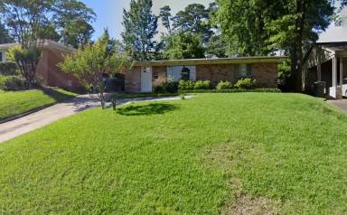 Main picture of 6704 Evergreen Dr
