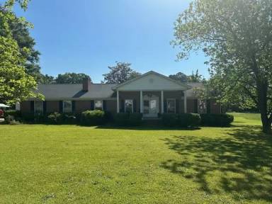 Main picture of 2113 Wessinger Rd
