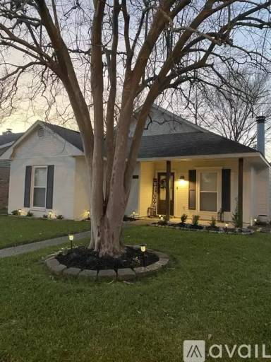 Main picture of 734 Meadow Bend Dr