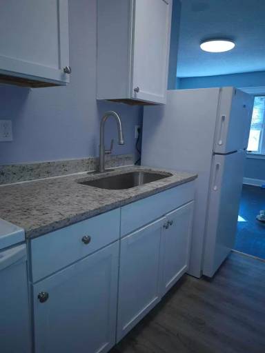 Main picture of 2454 Benton Blvd