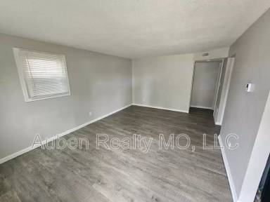 Main picture of 1616 Washington Ave