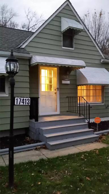 Main picture of 17413 Mapleboro Ave