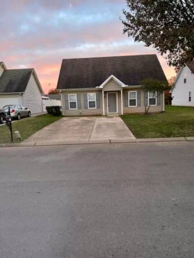 Main picture of 2749 Painted Pony Dr