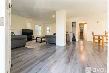 Main picture of 5 Douglass St