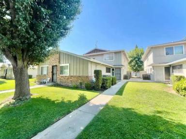 Main picture of 2767 W Fairmont Ave