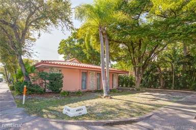 Main picture of 400 Minorca Ave