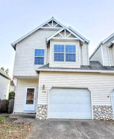 Main picture of 7421 NE Shaleen St