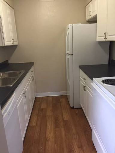 Main picture of Shadowwood Apartments