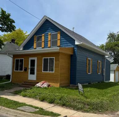 Main picture of 118 N High St