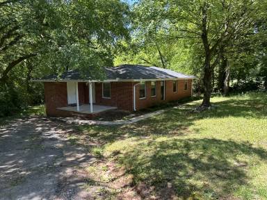 Main picture of 3903 Rex Rd