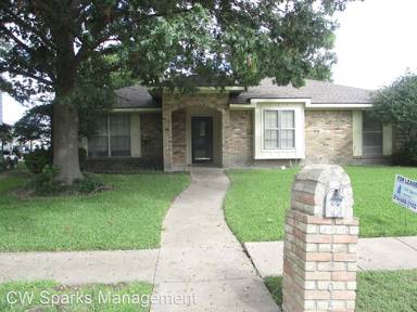 Main picture of 1205 Columbine Dr