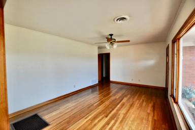 Main picture of 1411 Sloan St