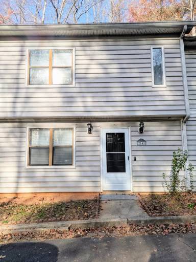 Main picture of 2048 Drennon Ave
