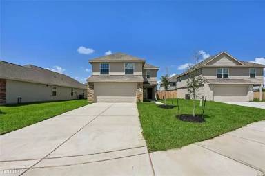 Main picture of Oaks of Lakewood