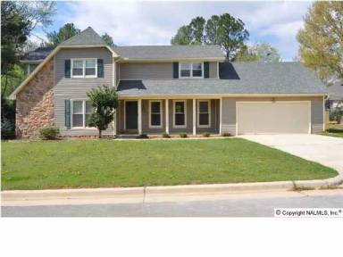 Main picture of 1711 Devonshire Dr SE