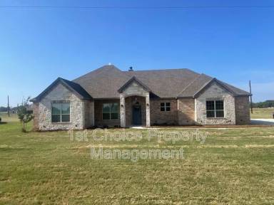 Main picture of 1025 Katie Ct