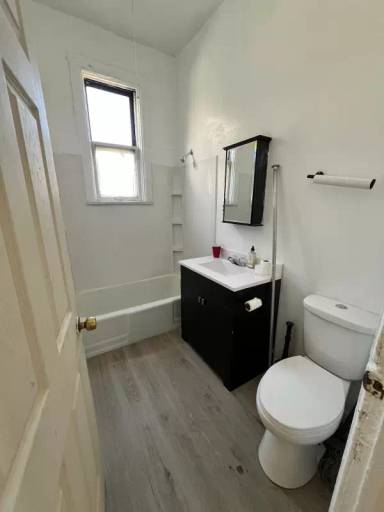 Main picture of 6741 S Langley Ave