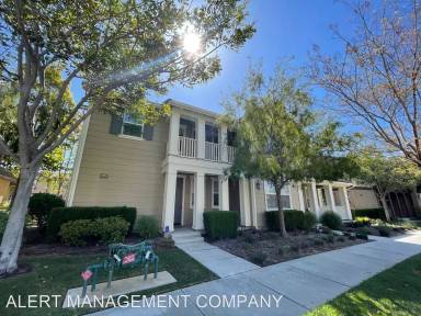 Main picture of 3220 London Ln