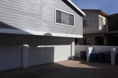 Main picture of 2615 Grant Ave