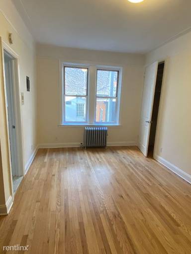 Main picture of 117 W 13th St