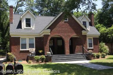 Main picture of 2807 Webster St