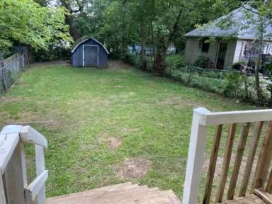Main picture of 128 Isbell St