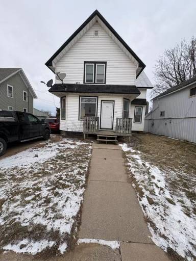 Main picture of 402 W Main St