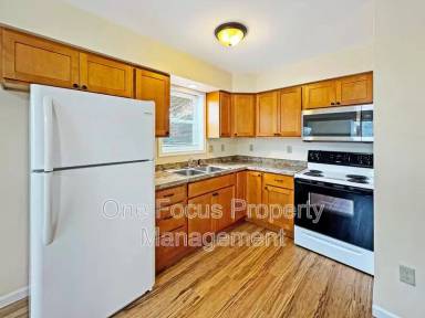 Main picture of 355 E Church St