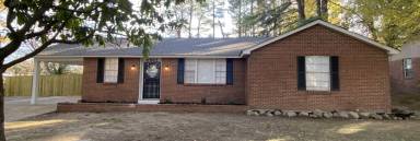 Main picture of 4941 Cromwell Ave