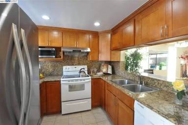 Main picture of 6015 Joaquin Murieta Ave