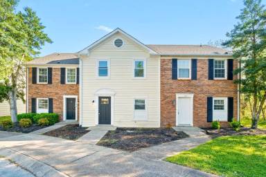 Main picture of 103 Azalea Ct