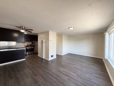 Main picture of 1924 9th Ave