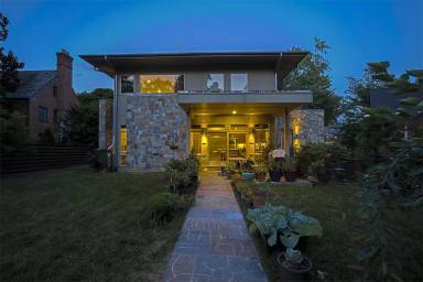 Main picture of 5000 16th St NW