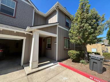 Main picture of 1657 Chianti Ln