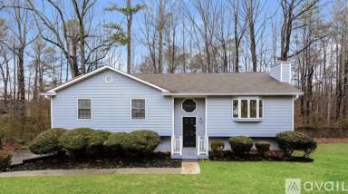 Main picture of 261 Muddy River Rd