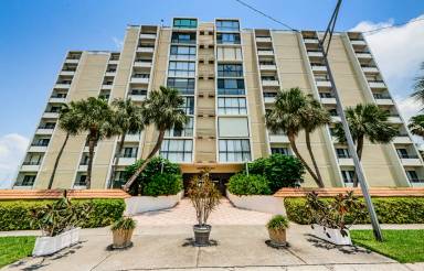 Main picture of 800 S Gulfview Blvd