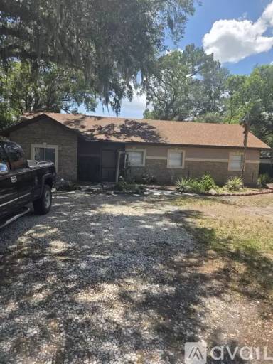 Main picture of 2804 S Park Ave