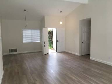 Main picture of 2696 Medford Ct