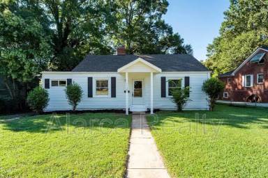 Main picture of 1127 Skyview Rd