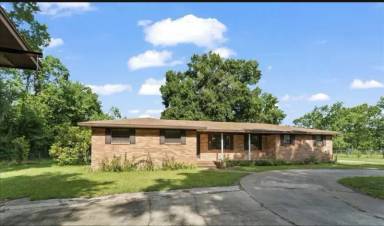 Main picture of 4906 Yellow Water Rd