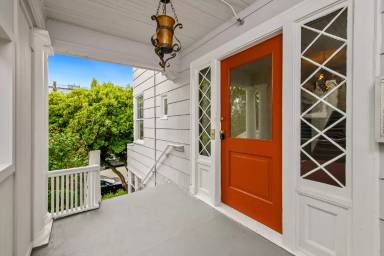 Main picture of 1832 14 Ave