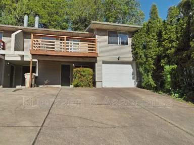 Main picture of 2905 NW Glenridge Dr