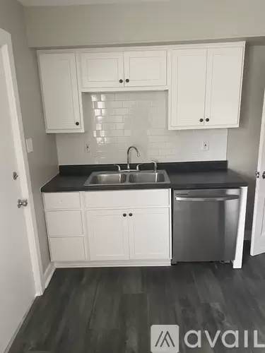 Main picture of 2441 169th St